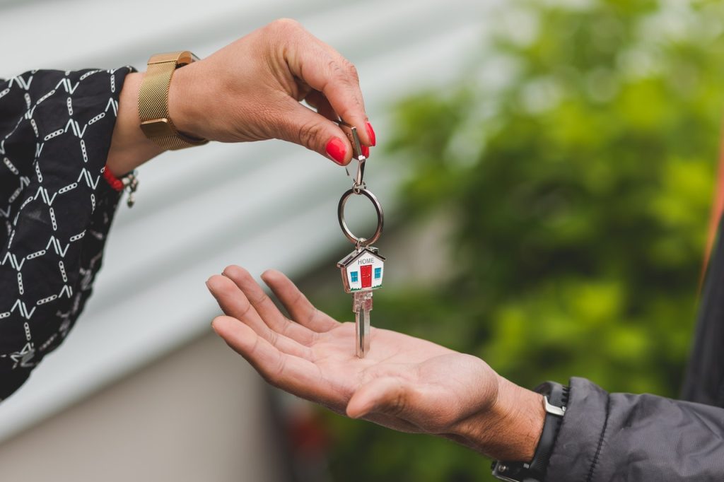 comment acheter bien immobilier au nom de son fils