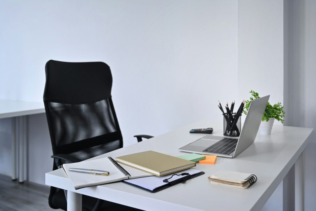 Avoir un bureau à la maison : le nouveau critère essentiel